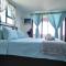 8 Sleeper Ocean View 4x4 only