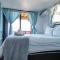8 Sleeper Ocean View 4x4 only
