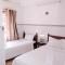 SH Hotel & Motorbikes For Rent