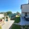 Apartment Glavani with Pool