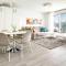 LM11.1A- Modern flat amazing views