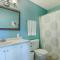 2 B, Three Bedroom Townhome