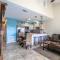 9 G, Two Bedroom Condo