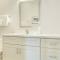 5 C, Three Bedroom Townhome