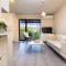 Luxury Central Apartment