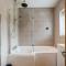 4 Bed in Cromer oc-82588