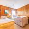 Serendipity - KDH MP 6.5, Oceanfront, Amazing Ocean View, Hot Tub, Pets OK, YR Flex Stays