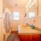Serendipity - KDH MP 6.5, Oceanfront, Amazing Ocean View, Hot Tub, Pets OK, YR Flex Stays