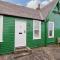 Armstrong Cottages No6
