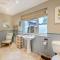 2 Bed in Richmond oc-74305