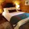 Wolf Laurel Bee Mountain Retreat - Pet Friendly