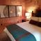 Wolf Laurel Bee Mountain Retreat - Pet Friendly
