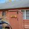Creekview Cabin - Hot Tub, EV Station, Pet Friendly, Screen Porch, Wifi, Grill, Fire Pit, Deck, Family Friendly, Game Room, King Bed