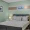 Creekview Cabin - Hot Tub, EV Station, Pet Friendly, Screen Porch, Wifi, Grill, Fire Pit, Deck, Family Friendly, Game Room, King Bed