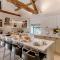 2 Bed in Chop Gate oc-93098