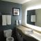 Best Western Waldo Inn & Suites