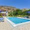Villa Clive by Villa Plus