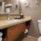 Best Western Plus Rama Inn & Suites - Oakdale