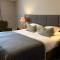 Meadowlands Hotel