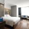 Novotel Suites Hanoi - Hanoi