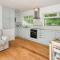 2 Bed in Llanbedrog oc-4glyny