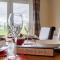 3 Bed in Bala oc-bow26