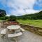 3 Bed in Fishguard oc-wav276