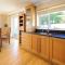 4 Bed in Abersoch oc-dolphb