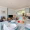 2 Bed in Llanbedrog oc-3glyny