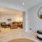 4 Bed in Gower oc-hh701