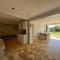 4 Bed in Gower oc-hh701