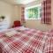2 Bed in Llanbedrog oc-5glyny