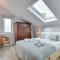 5 Bed in Gower oc-hh101
