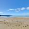 2 Bed in Broad Haven oc-wav480