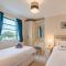 2 Bed in Broad Haven oc-wav480