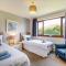 3 Bed in Pwllheli oc-penmae