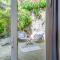 2 Bed in Beaumaris oc-wai218