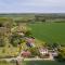 3 Bed in Hickling oc-1760