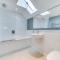 6 Bed in Knodishall oc-bil