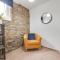 1 Bed in Saundersfoot oc-pw9269