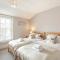 3 Bed in Southwold oc-vth