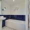 5 Bed in Mundesley oc-2189