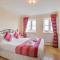 4 Bed in Port Eynon oc-hh9905
