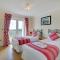 4 Bed in Port Eynon oc-hh9905