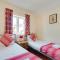 4 Bed in Port Eynon oc-hh9905