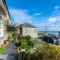 3 Bed in Mousehole oc-bumble
