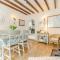 3 Bed in Helford oc-dowrpe