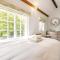 3 Bed in Helford oc-dowrpe