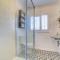 4 Bed in Trevone oc-p00696