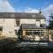 3 Bed in Grange Mill oc-dcspr